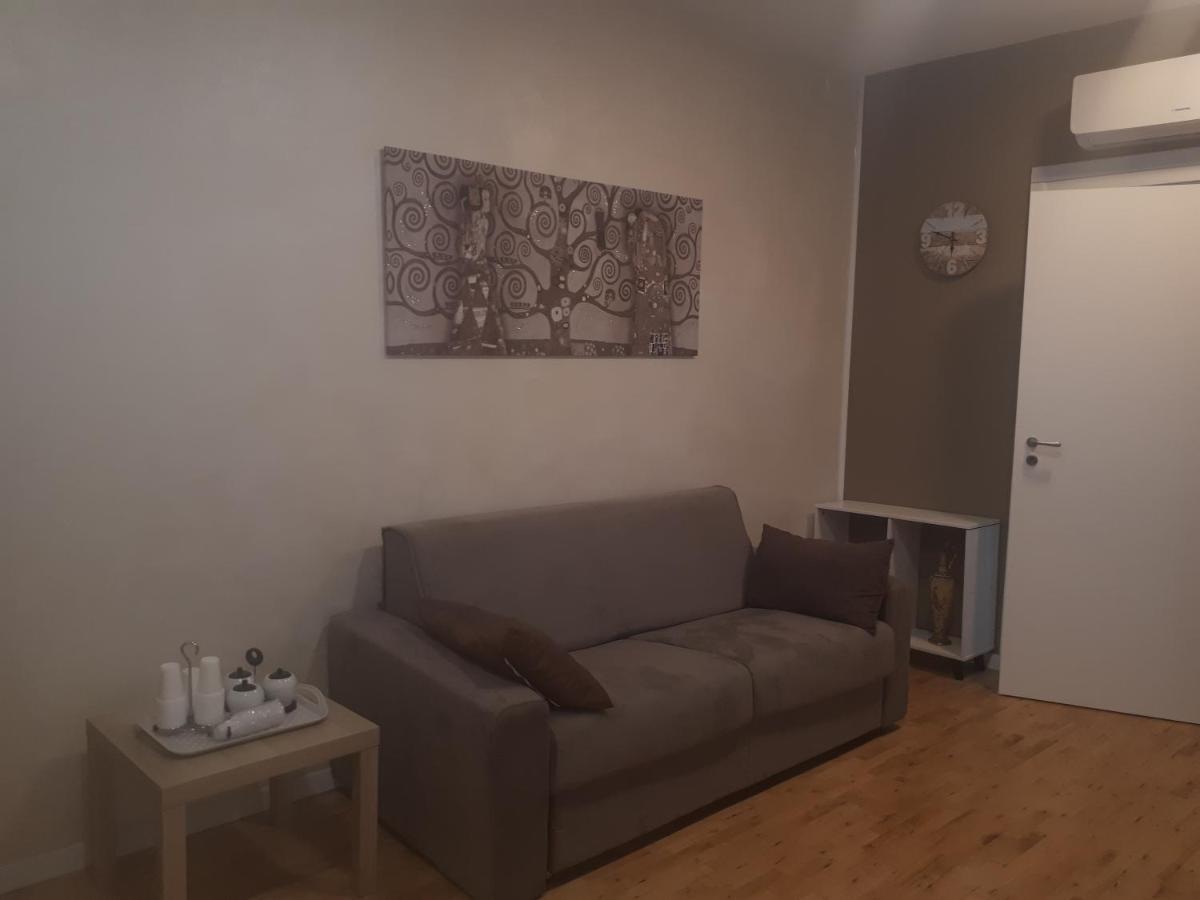 Central House Apartment Касерта Екстериор снимка