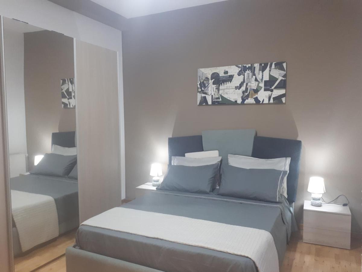 Central House Apartment Касерта Екстериор снимка