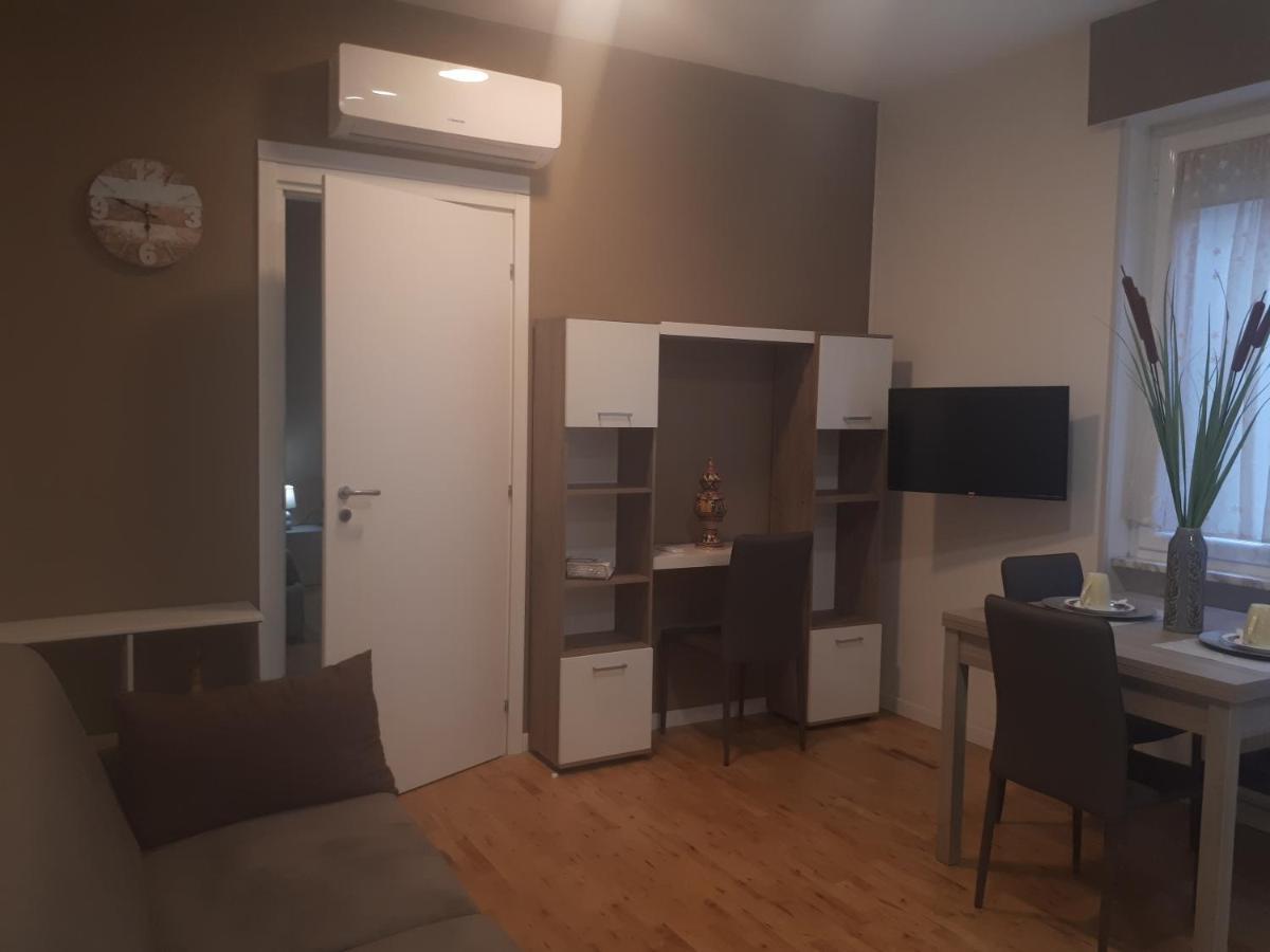 Central House Apartment Касерта Екстериор снимка
