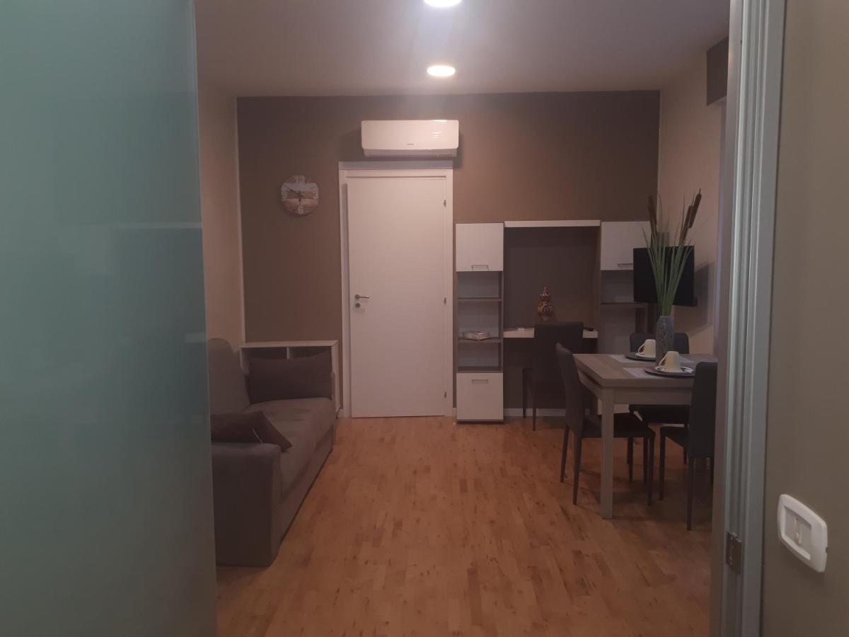 Central House Apartment Касерта Екстериор снимка